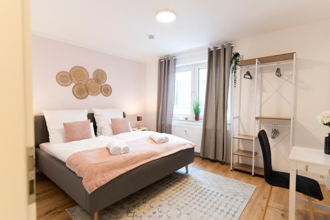Peter Apartments - Premium Wohnung I 95Qm I 3 Schlafzimmer I Grosses Bad I Kueche I Wohnzimmer I Tv Фульда Экстерьер фото