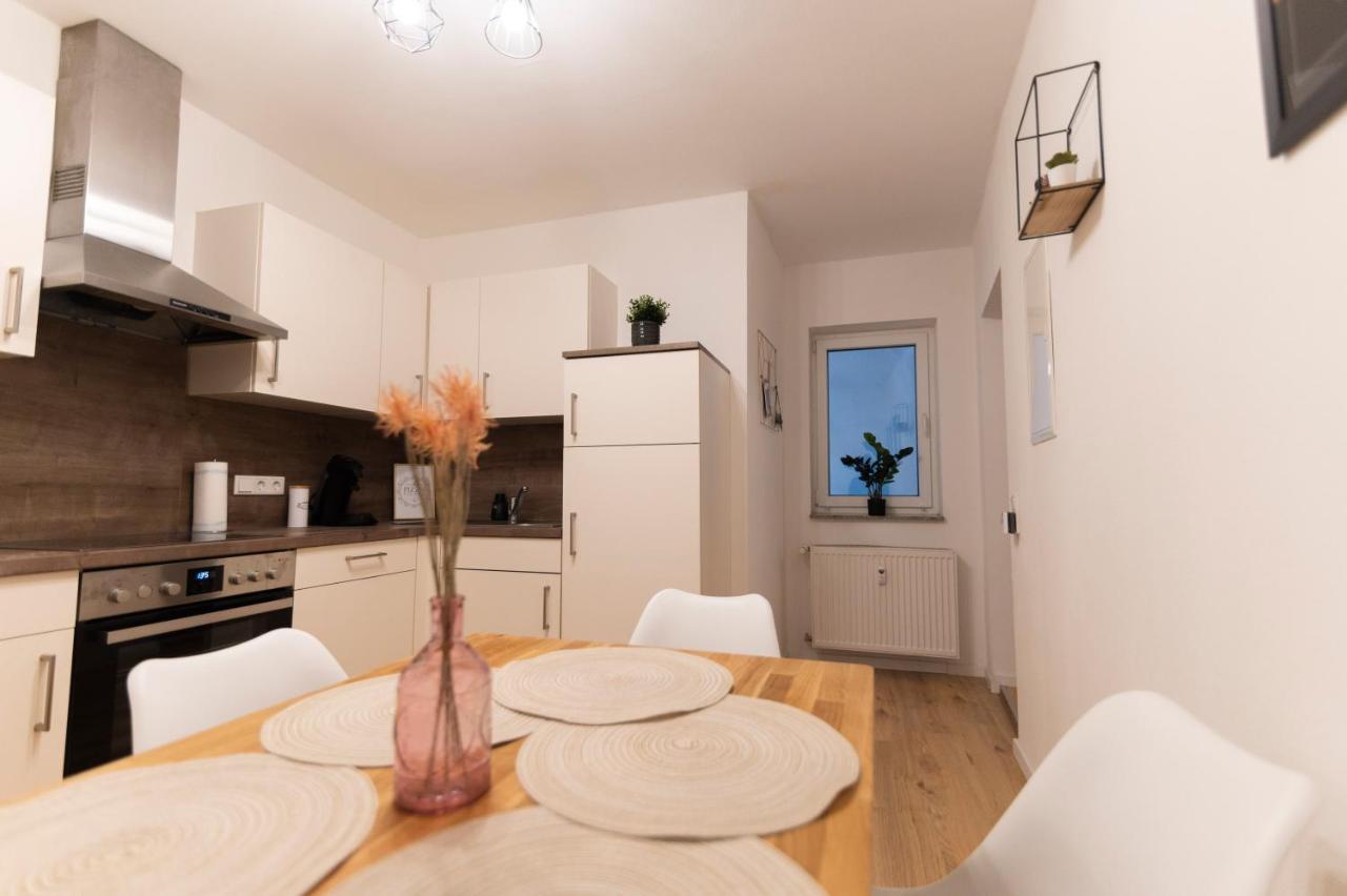 Peter Apartments - Premium Wohnung I 95Qm I 3 Schlafzimmer I Grosses Bad I Kueche I Wohnzimmer I Tv Фульда Экстерьер фото