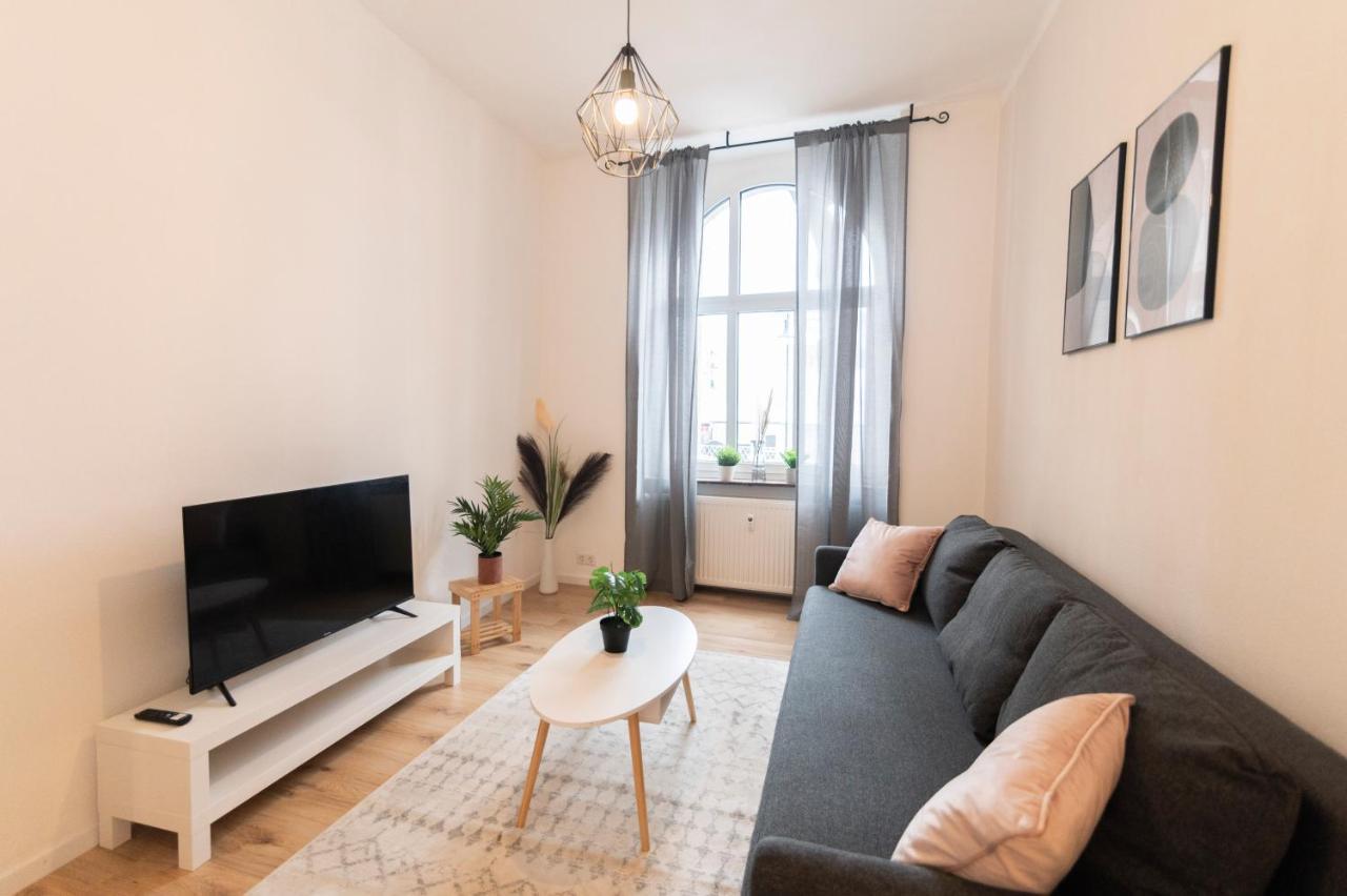 Peter Apartments - Premium Wohnung I 95Qm I 3 Schlafzimmer I Grosses Bad I Kueche I Wohnzimmer I Tv Фульда Экстерьер фото